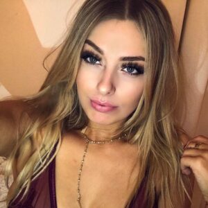 Corinna Kopf, la streamer y modelo de OnlyFans. Foto @corinnakopf