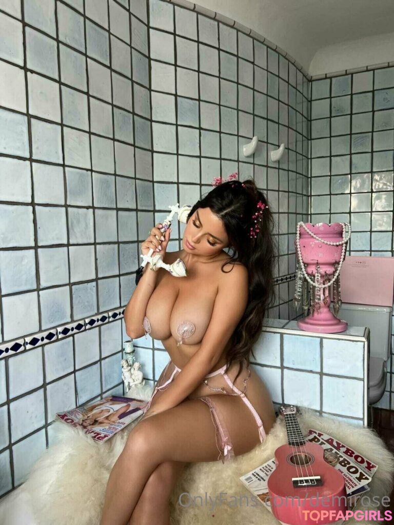 Demi Rose, modelo británica y estrella de OnlyFans