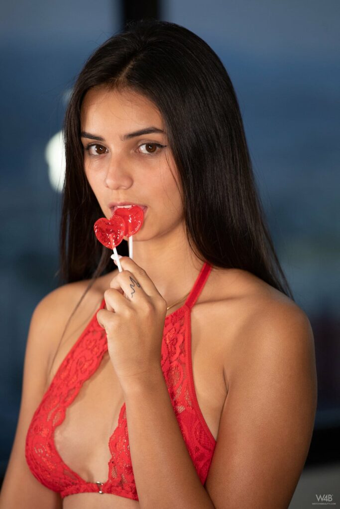 Sarah Joy: La nueva sensación colombiana en OnlyFans