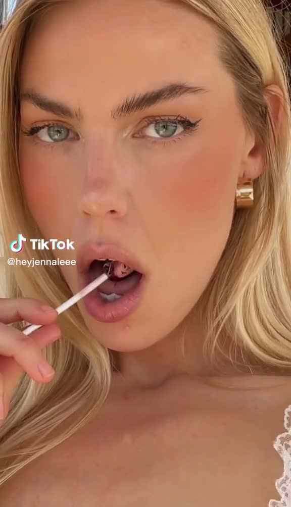 Video exclusivo de Jenna Lee en OnlyFans