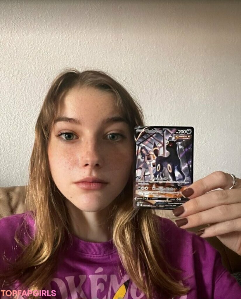 Zoe Moore sube contenido erótico amateur a OnlyFans