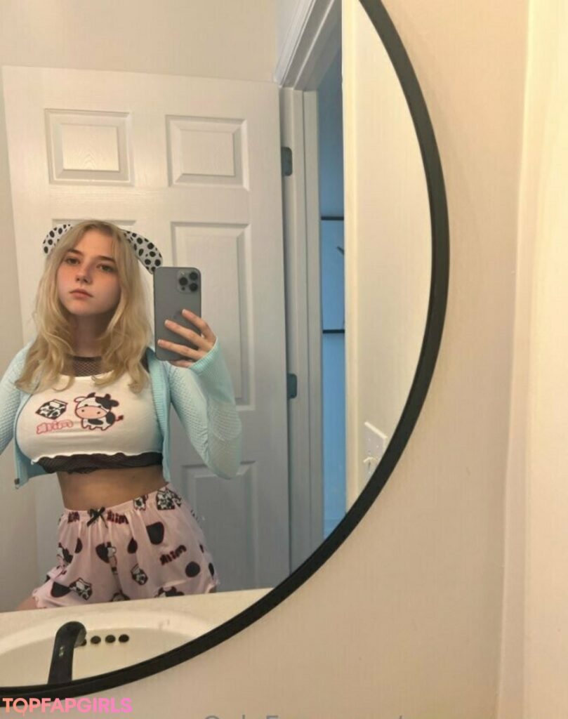 Zoe Moore sube contenido erótico amateur a OnlyFans