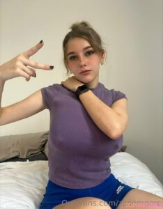 Zoe Moore en OnlyFans: @zoeemoore